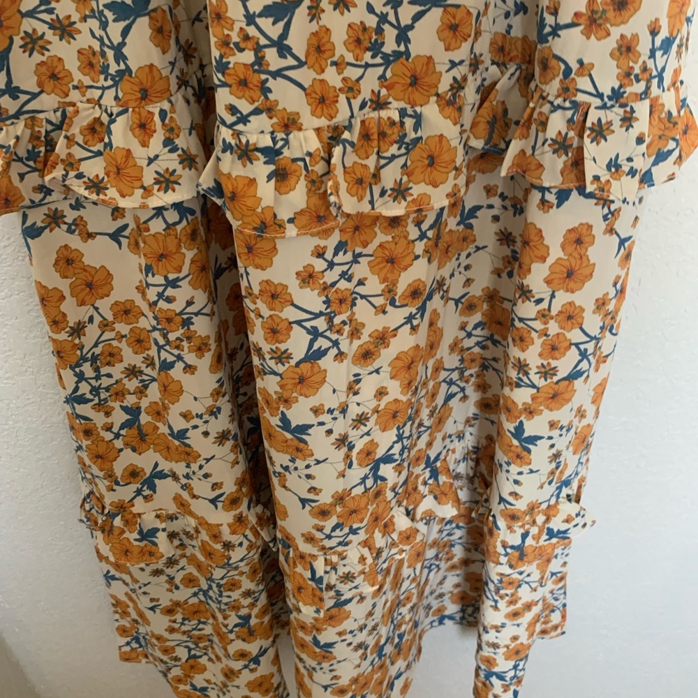 Floral Tiered Dress - Picture 3 of 4
